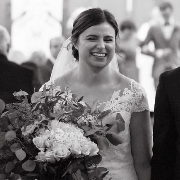 Meet your Posher, Kaitlin - Picture 1 of 1